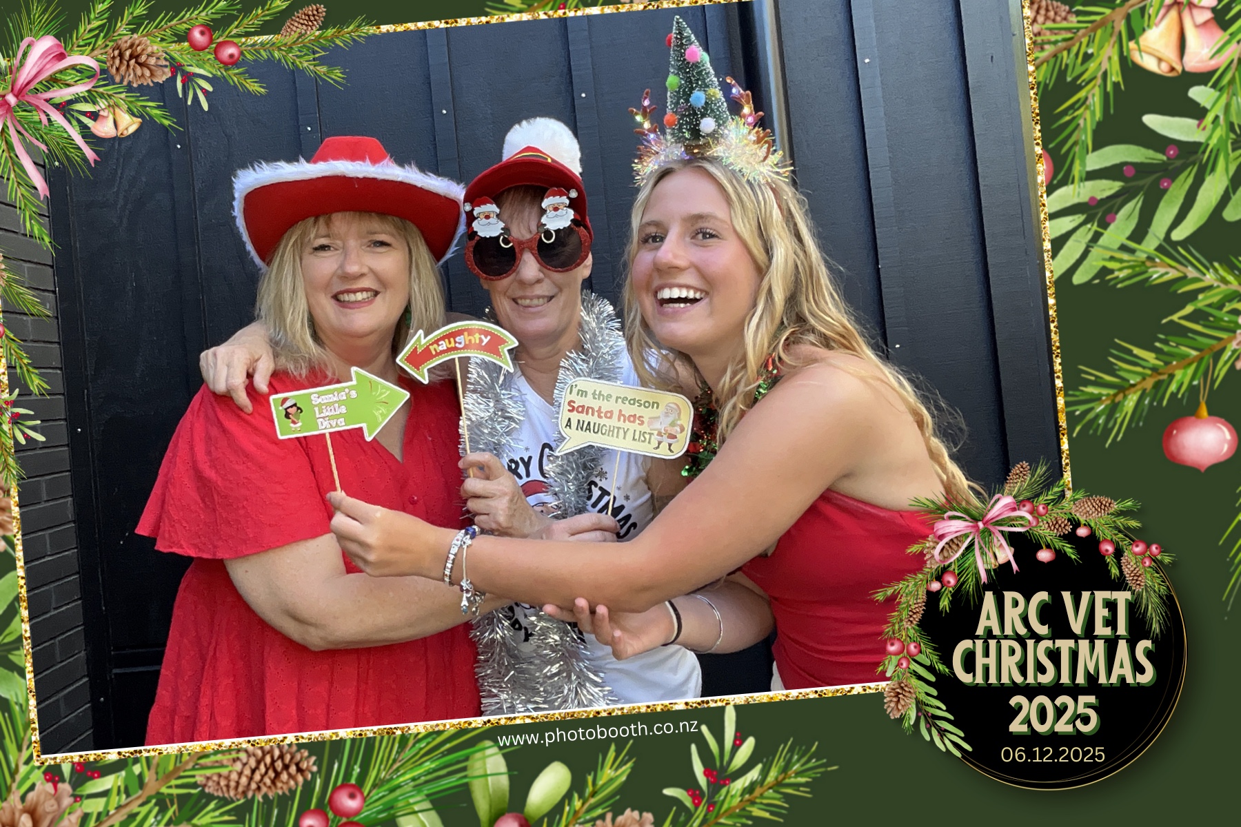 ARC Vets Xmas Party | View more photos from the event at gallery.photobooth.co.nz/u/SelfieCentral/ARC-Vets-Xmas-Party