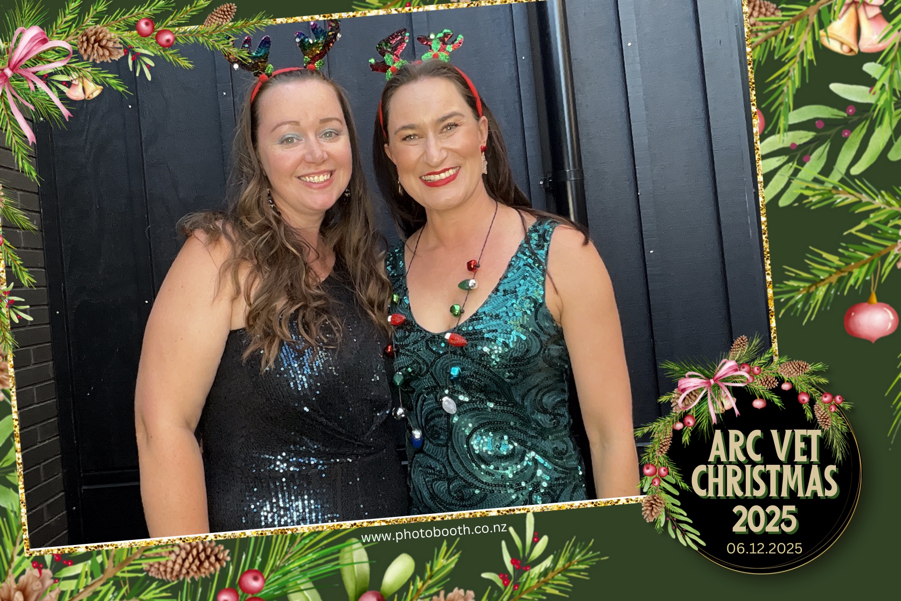ARC Vets Xmas Party | View more photos from the event at gallery.photobooth.co.nz/u/SelfieCentral/ARC-Vets-Xmas-Party