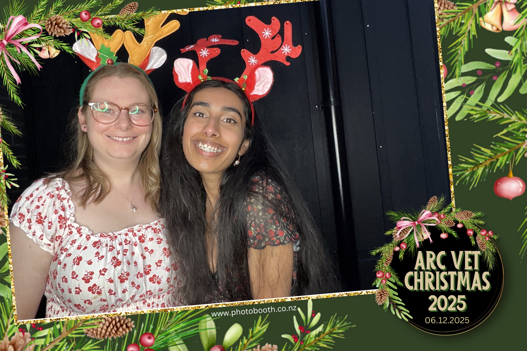 ARC Vets Xmas Party | View more photos from the event at gallery.photobooth.co.nz/u/SelfieCentral/ARC-Vets-Xmas-Party