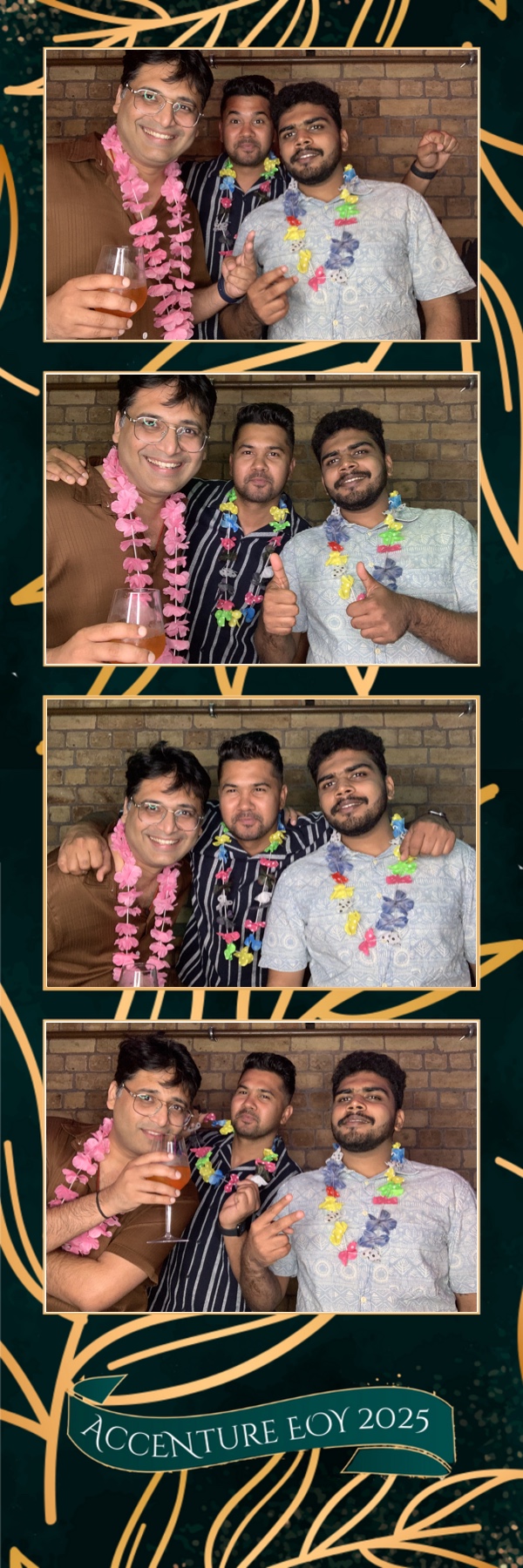 Accenture Christmas Party | View more photos from the event at gallery.photobooth.co.nz/u/SelfieCentral/Accenture-Christmas-Party