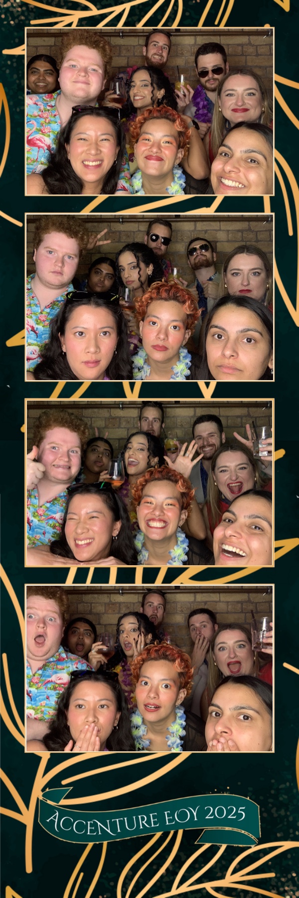 Accenture Christmas Party | View more photos from the event at gallery.photobooth.co.nz/u/SelfieCentral/Accenture-Christmas-Party