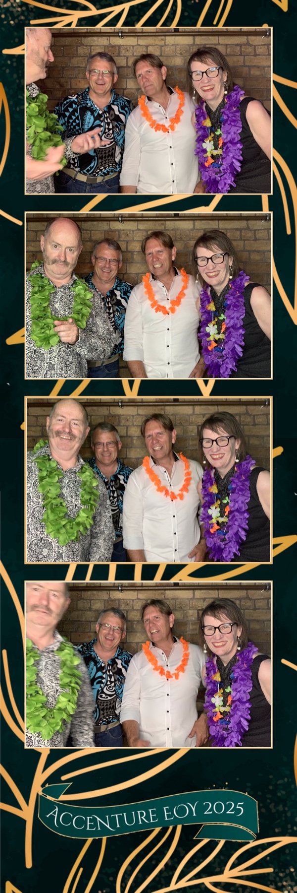 Accenture Christmas Party | View more photos from the event at gallery.photobooth.co.nz/u/SelfieCentral/Accenture-Christmas-Party