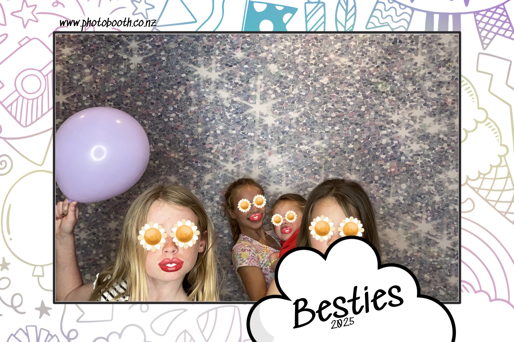 Besties | View more photos from the event at gallery.photobooth.co.nz/u/SelfieCentral/Besties