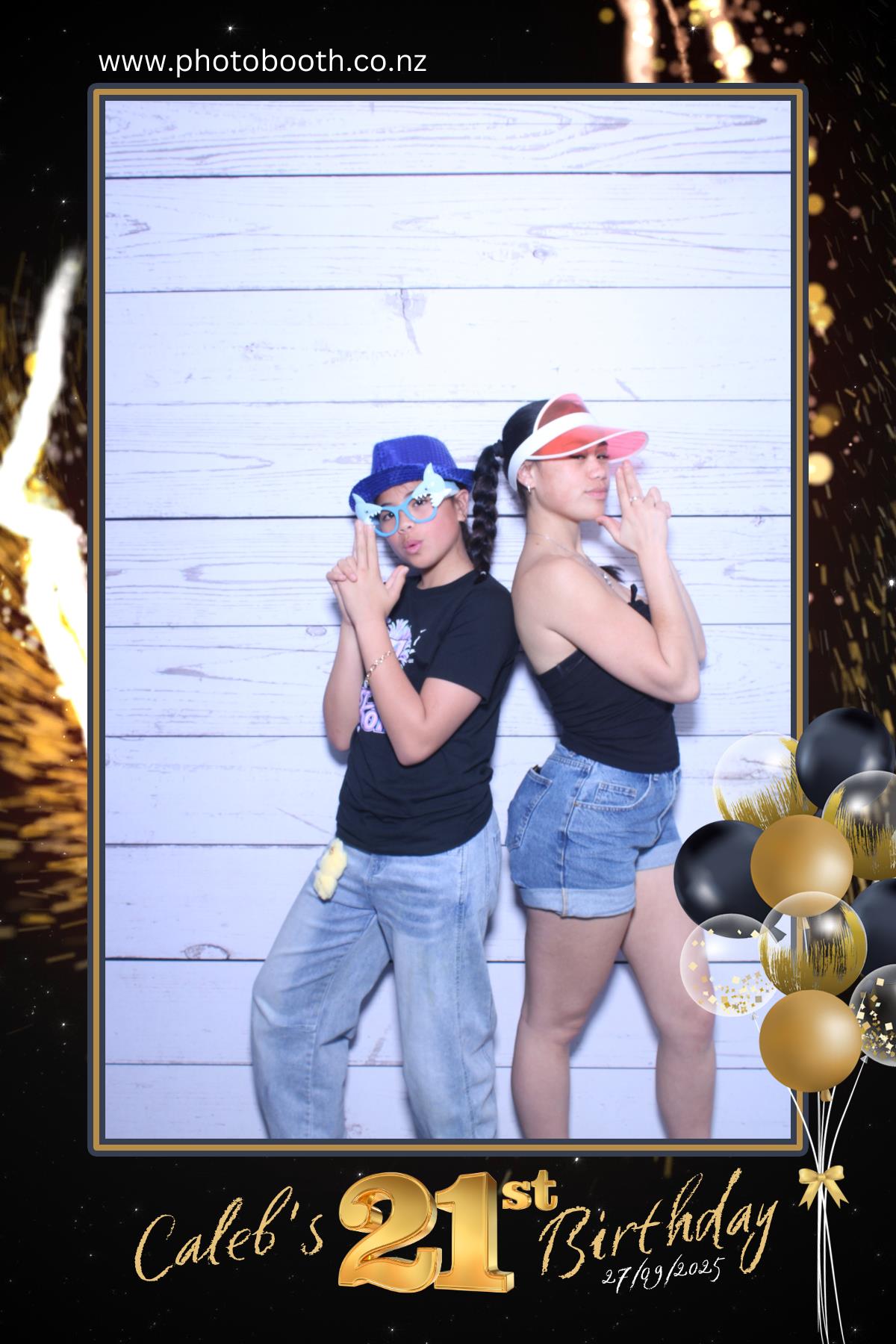 Caleb's 21st | View more photos from the event at gallery.photobooth.co.nz/u/SelfieCentral/Calebs-21st