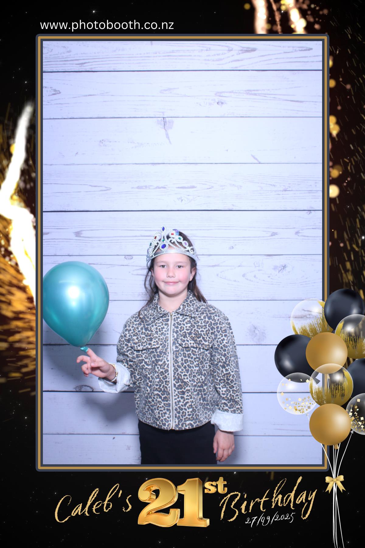 Caleb's 21st | View more photos from the event at gallery.photobooth.co.nz/u/SelfieCentral/Calebs-21st