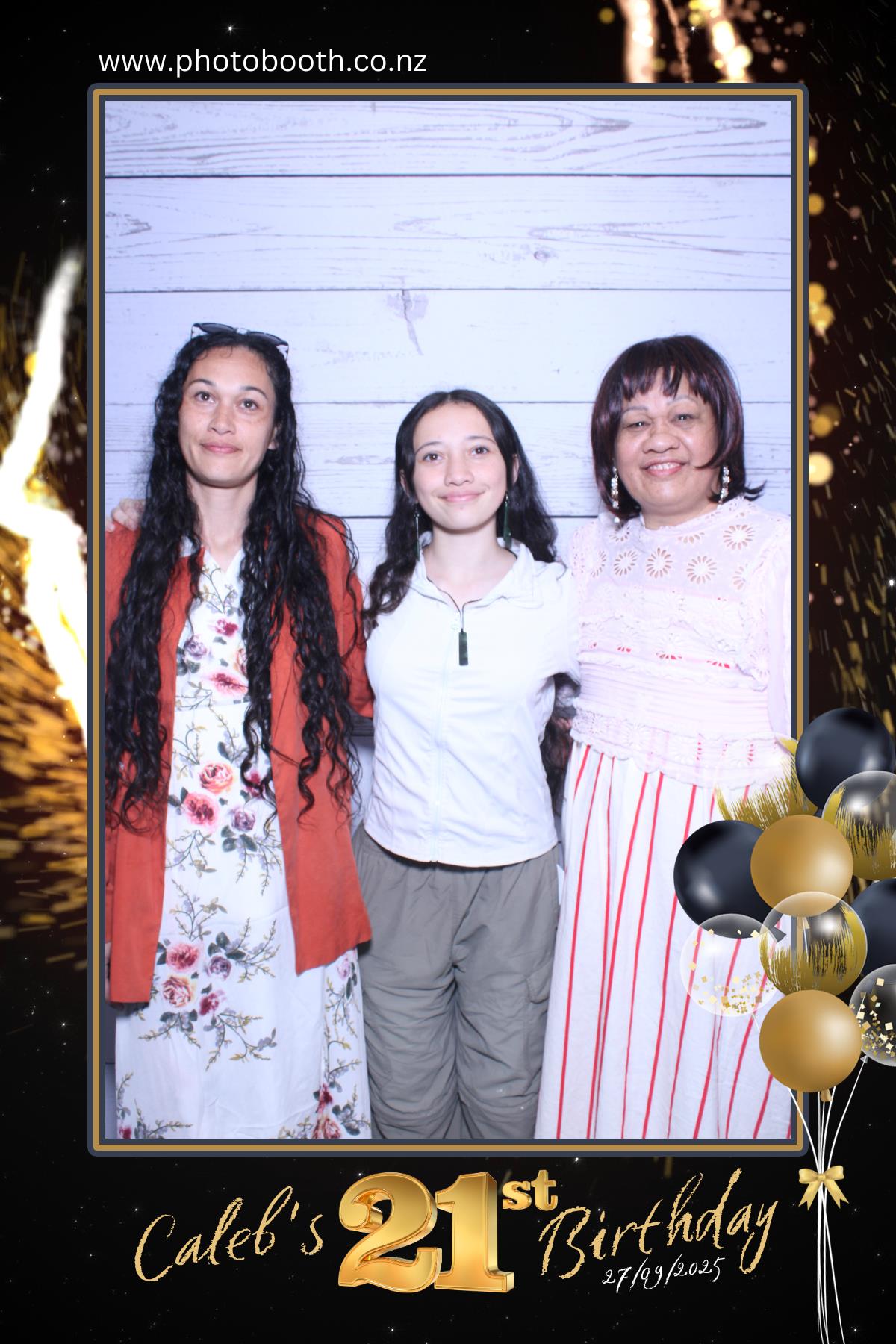 Caleb's 21st | View more photos from the event at gallery.photobooth.co.nz/u/SelfieCentral/Calebs-21st