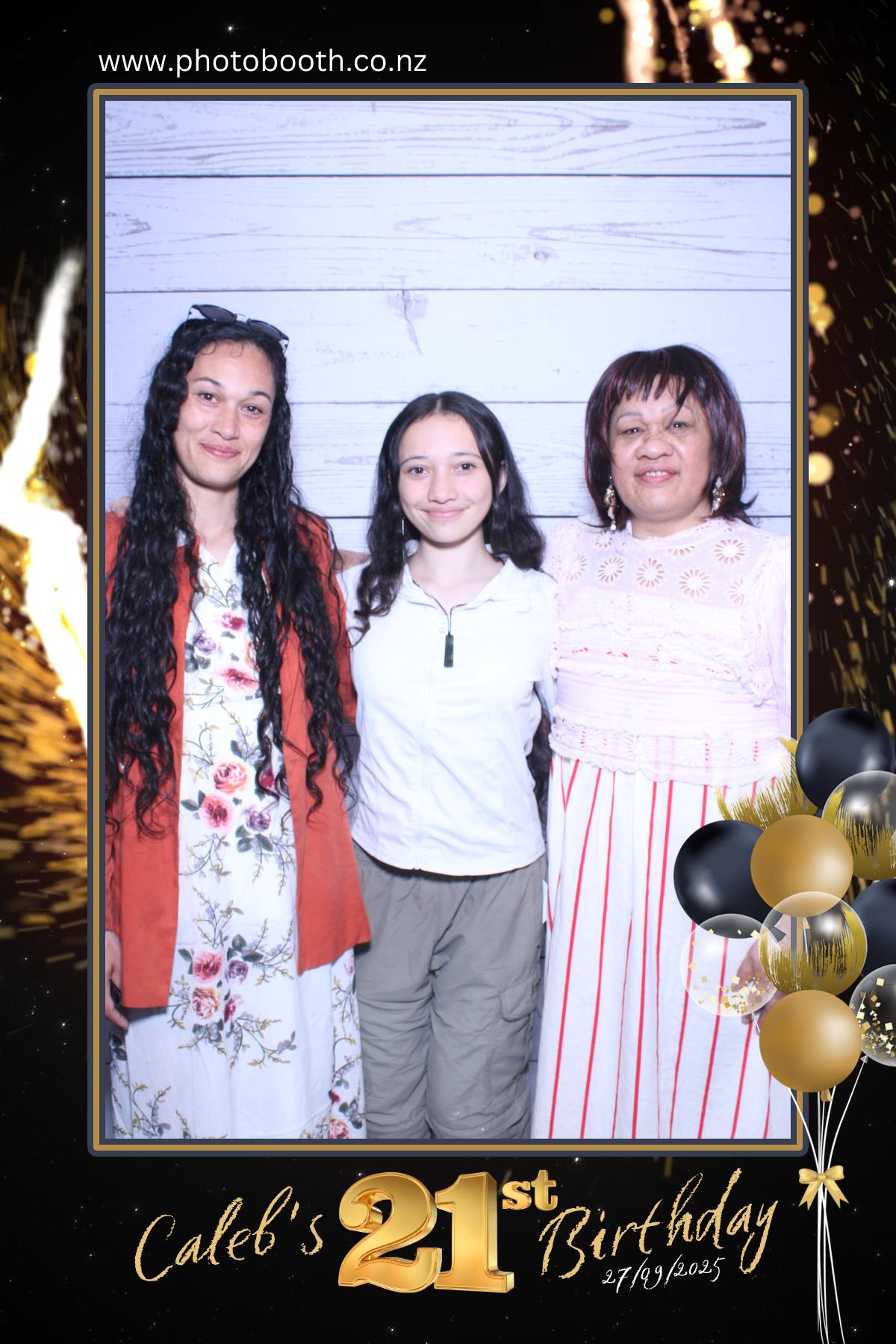 Caleb's 21st | View more photos from the event at gallery.photobooth.co.nz/u/SelfieCentral/Calebs-21st