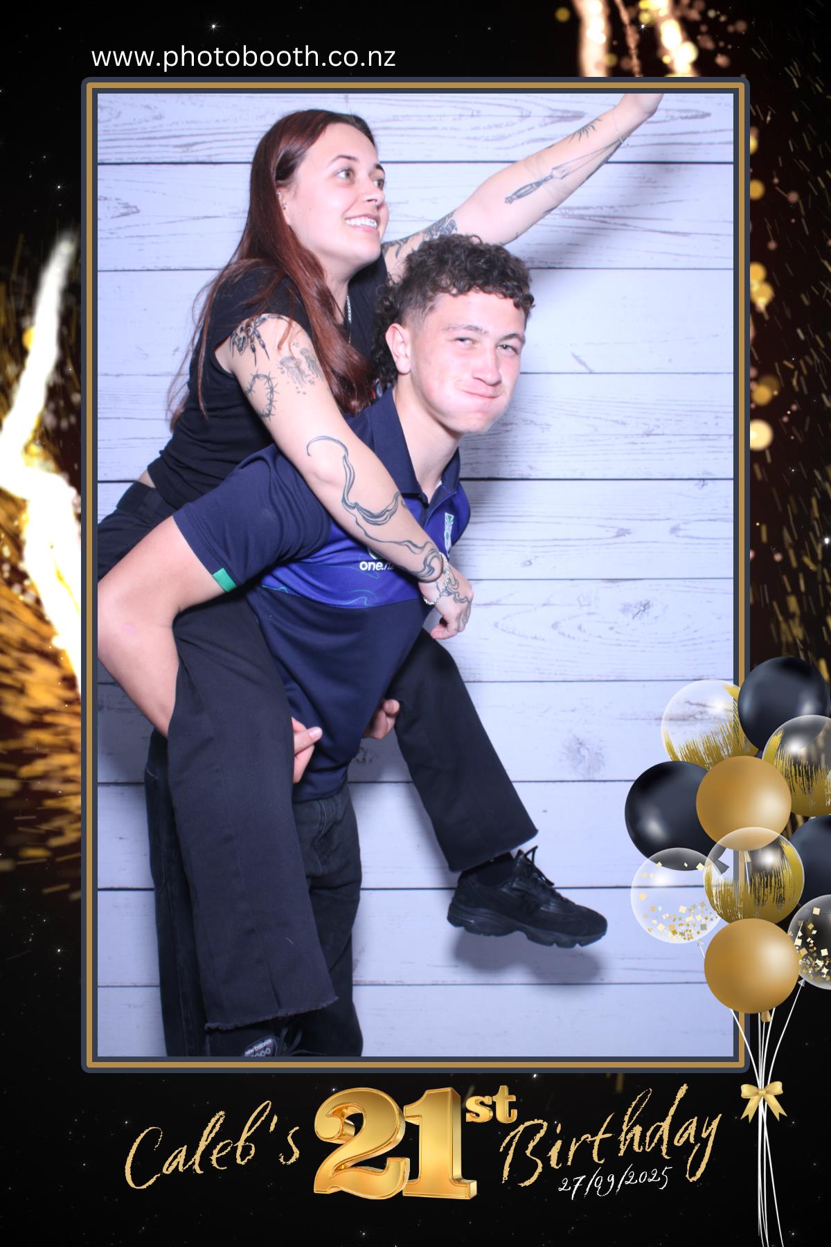 Caleb's 21st | View more photos from the event at gallery.photobooth.co.nz/u/SelfieCentral/Calebs-21st