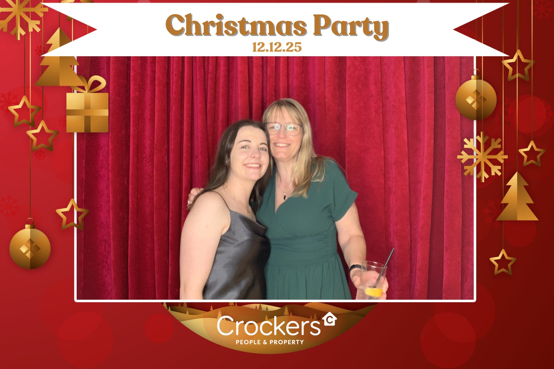 Crockers Christmas Party | View more photos from the event at gallery.photobooth.co.nz/u/SelfieCentral/Crockers-Christmas-Party-1