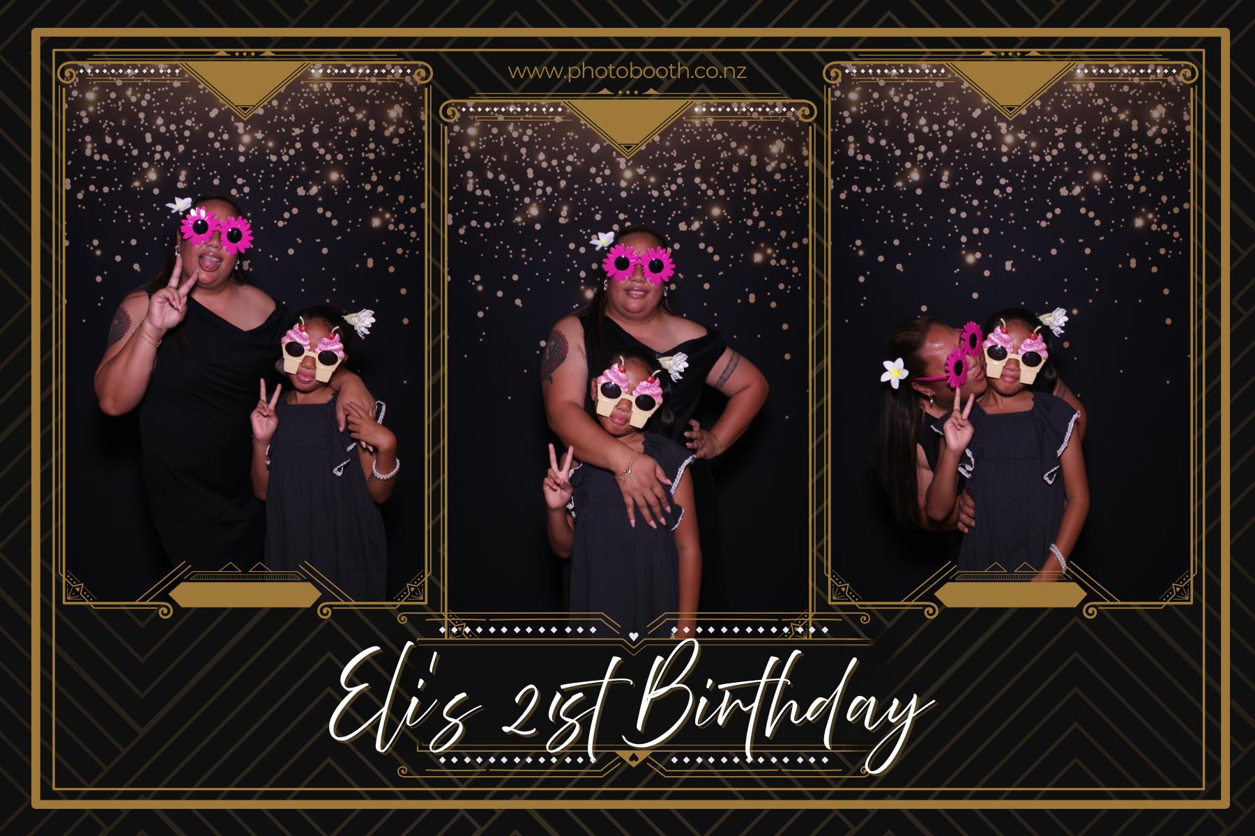 Elliot's 21st Birthday | View more photos from the event at gallery.photobooth.co.nz/u/SelfieCentral/Elliots-21st-Birthday