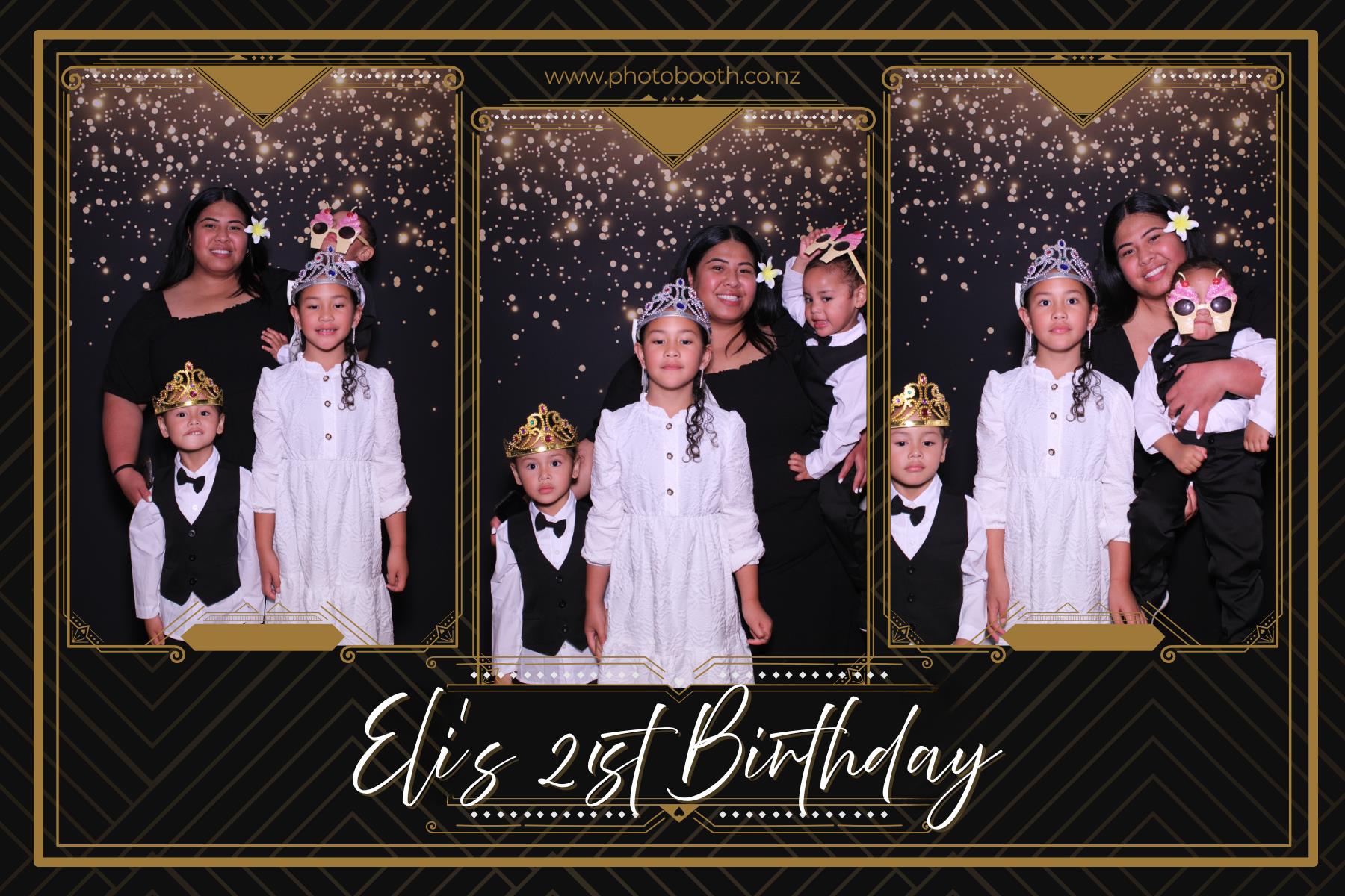 Elliot's 21st Birthday | View more photos from the event at gallery.photobooth.co.nz/u/SelfieCentral/Elliots-21st-Birthday