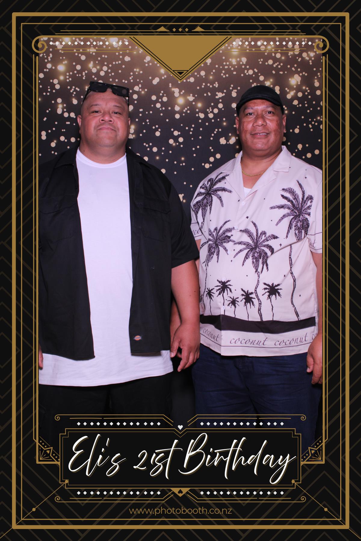 Elliot's 21st Birthday | View more photos from the event at gallery.photobooth.co.nz/u/SelfieCentral/Elliots-21st-Birthday