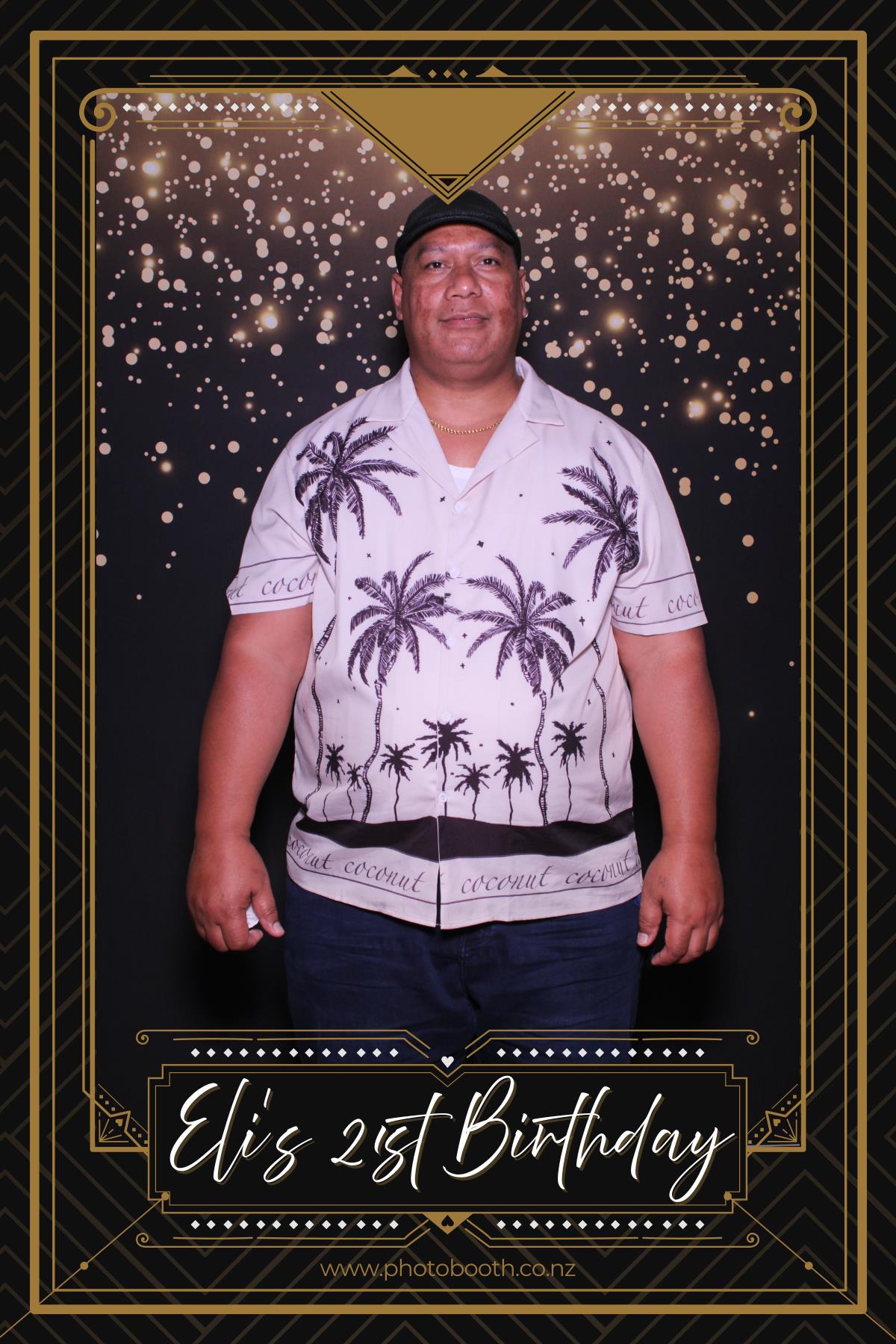 Elliot's 21st Birthday | View more photos from the event at gallery.photobooth.co.nz/u/SelfieCentral/Elliots-21st-Birthday