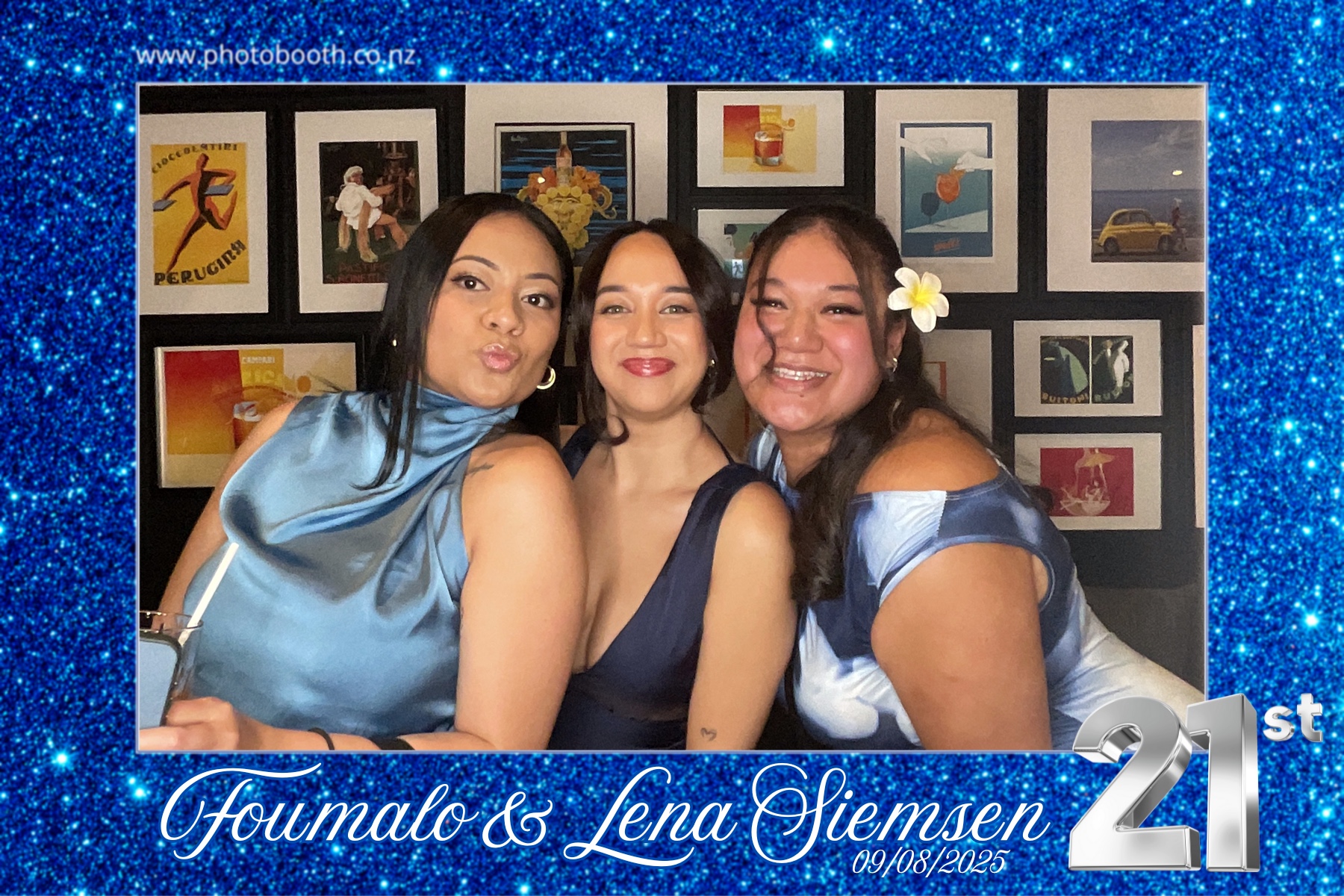 Foumalo & Lena Siemsen 21st Birthday | View more photos from the event at gallery.photobooth.co.nz/u/SelfieCentral/Foumalo-Lena-Siemsen-21st-Birthday