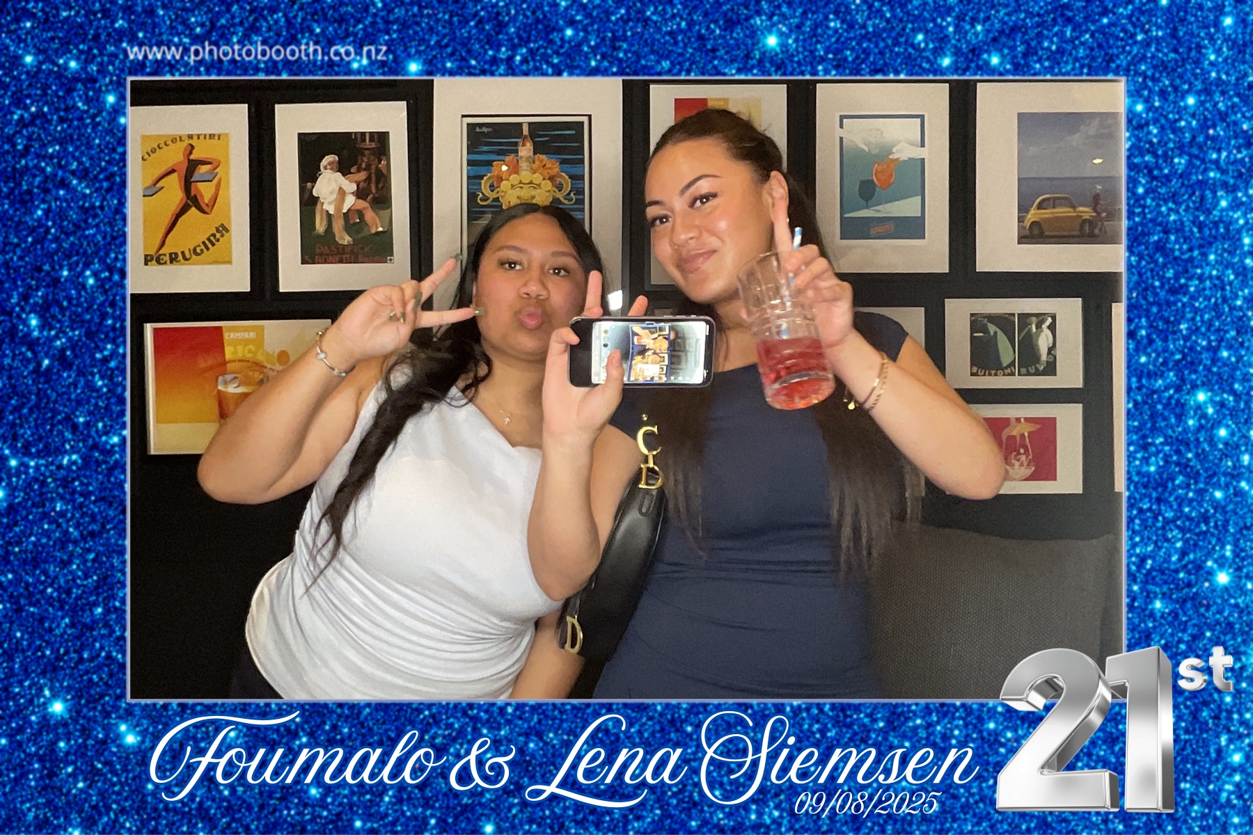 Foumalo & Lena Siemsen 21st Birthday | View more photos from the event at gallery.photobooth.co.nz/u/SelfieCentral/Foumalo-Lena-Siemsen-21st-Birthday