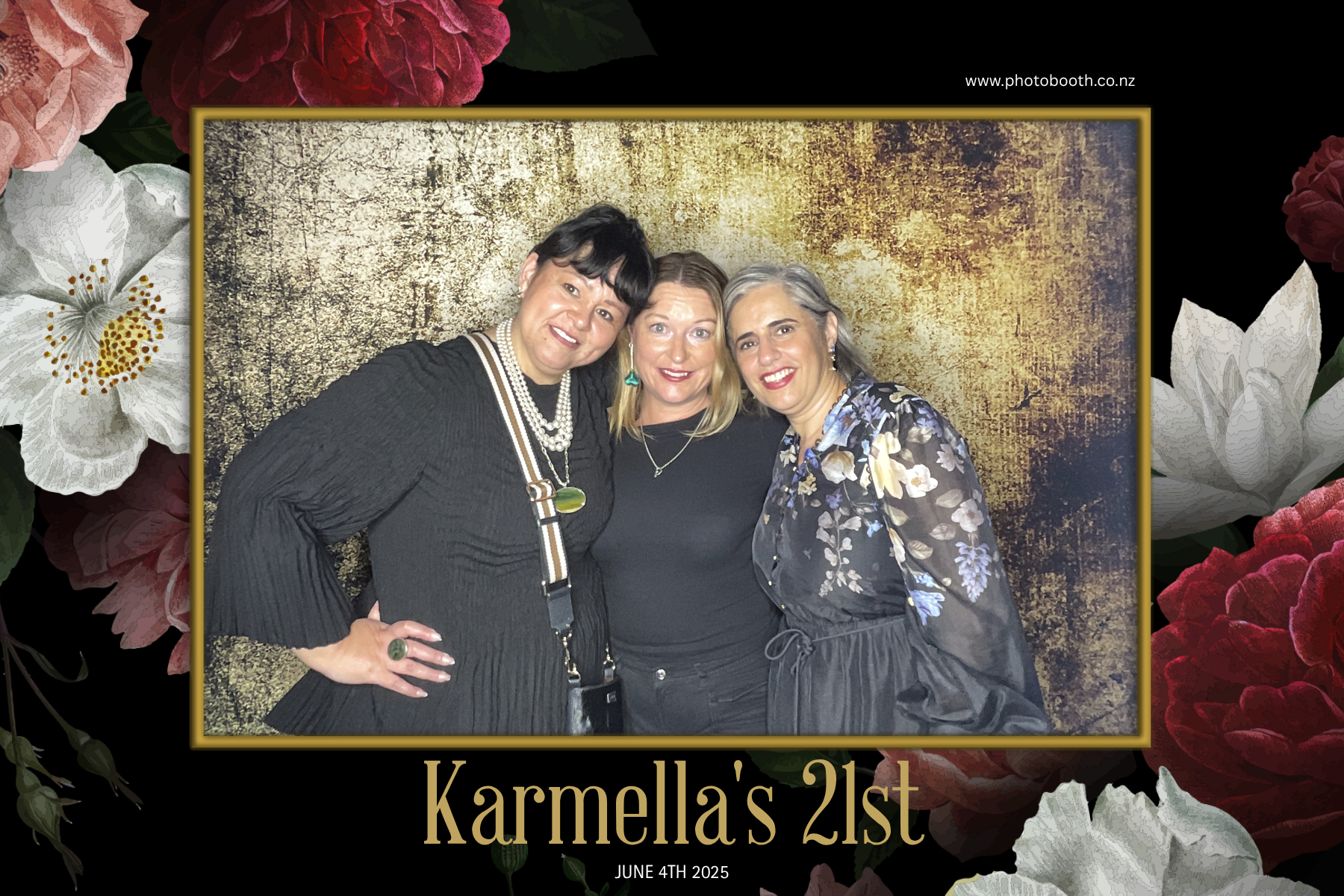 Karmella's 21st | View more photos from the event at gallery.photobooth.co.nz/u/SelfieCentral/Karmellas-21st