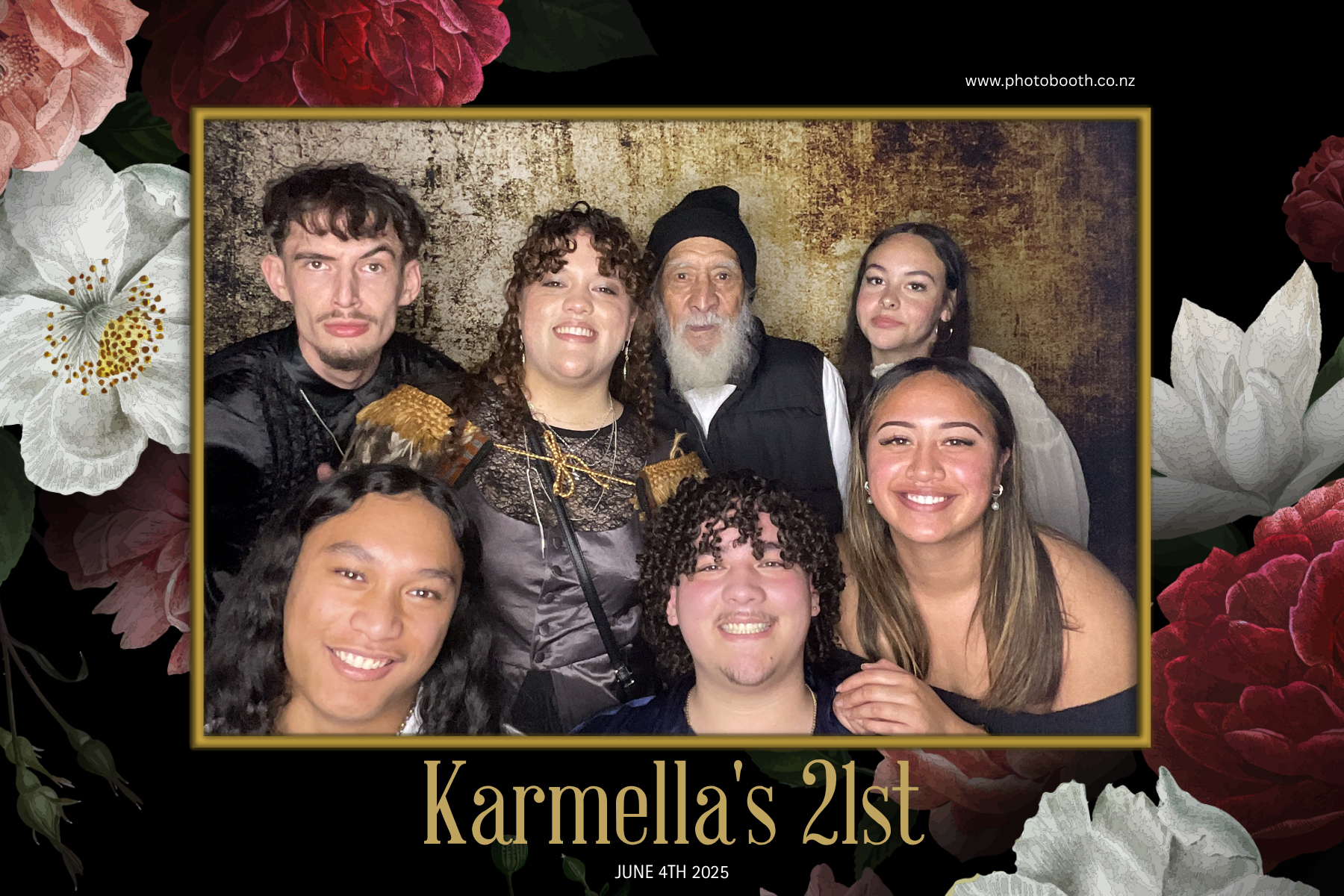 Karmella's 21st | View more photos from the event at gallery.photobooth.co.nz/u/SelfieCentral/Karmellas-21st
