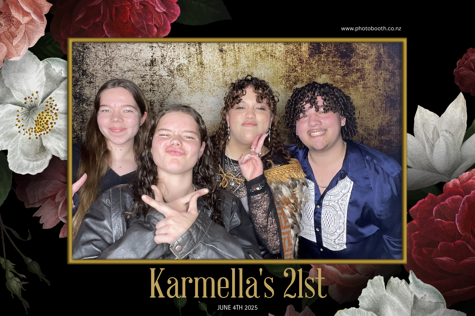 Karmella's 21st | View more photos from the event at gallery.photobooth.co.nz/u/SelfieCentral/Karmellas-21st