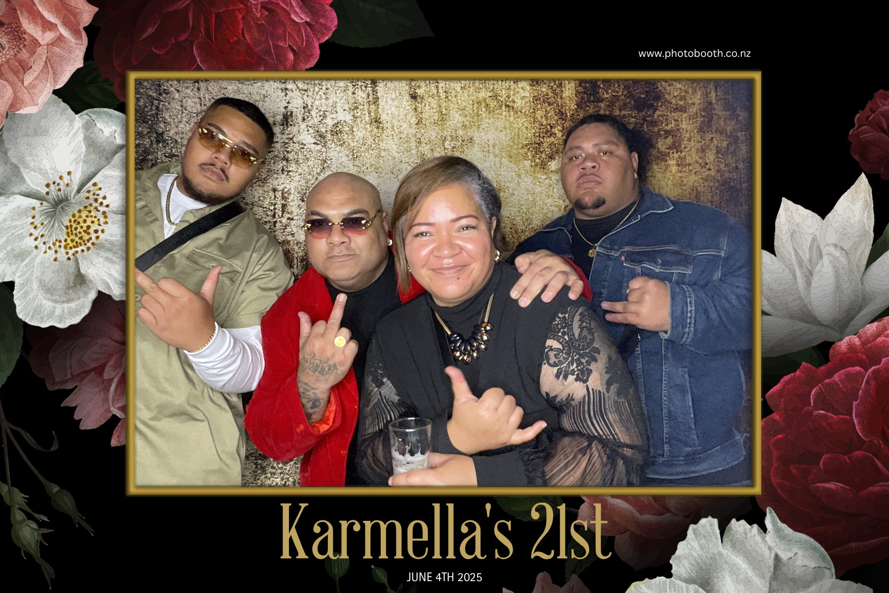 Karmella's 21st | View more photos from the event at gallery.photobooth.co.nz/u/SelfieCentral/Karmellas-21st