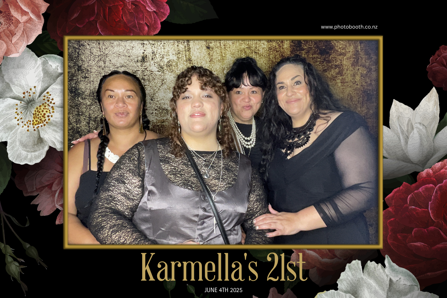 Karmella's 21st | View more photos from the event at gallery.photobooth.co.nz/u/SelfieCentral/Karmellas-21st
