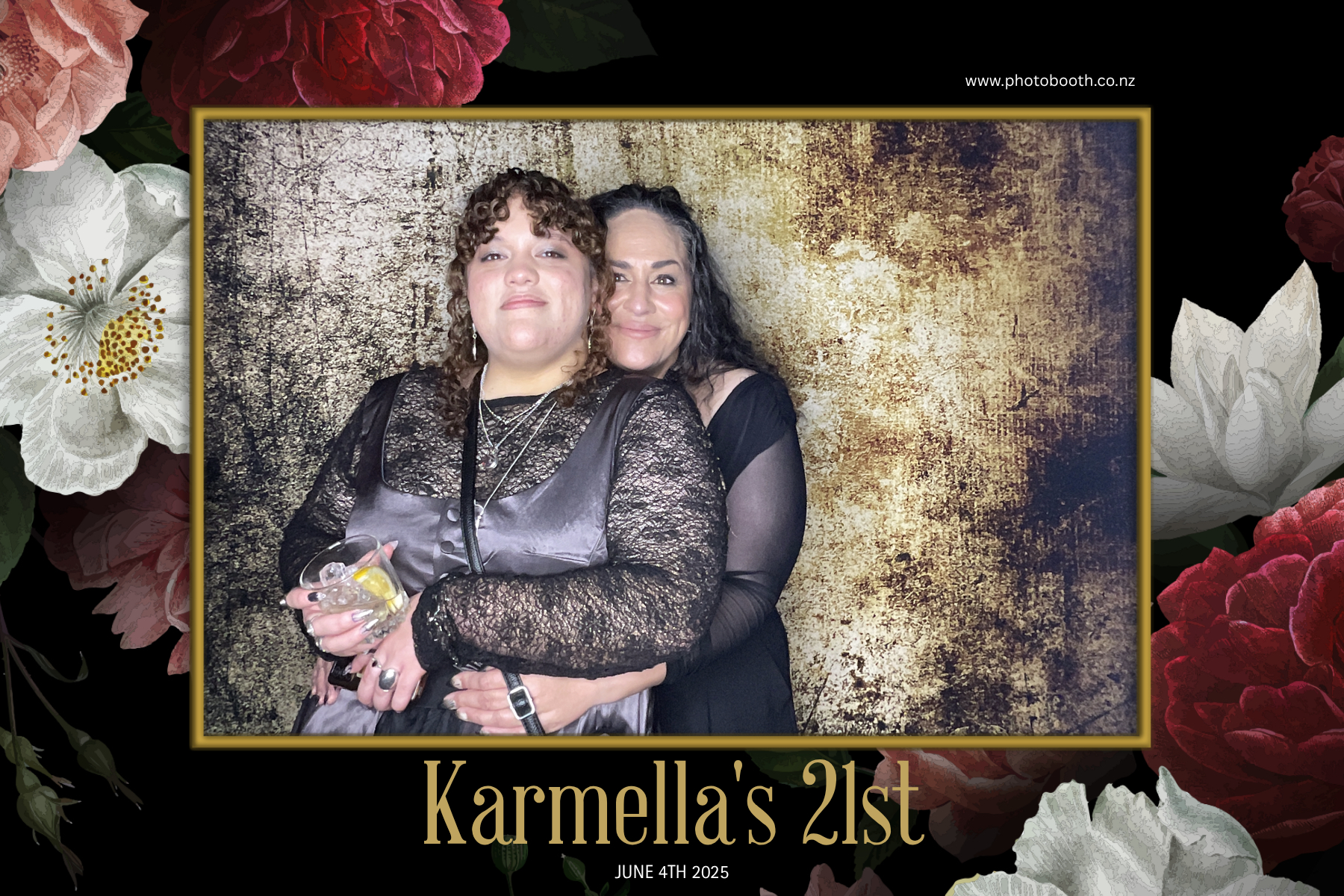 Karmella's 21st | View more photos from the event at gallery.photobooth.co.nz/u/SelfieCentral/Karmellas-21st