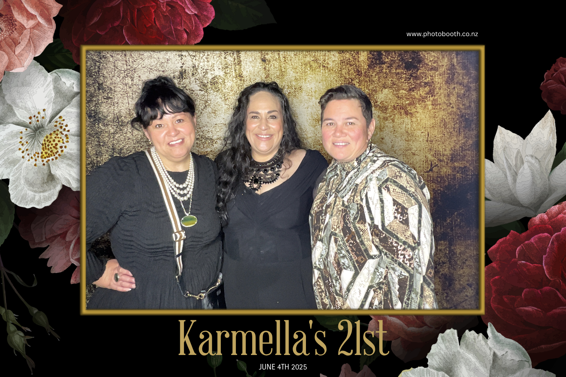 Karmella's 21st | View more photos from the event at gallery.photobooth.co.nz/u/SelfieCentral/Karmellas-21st
