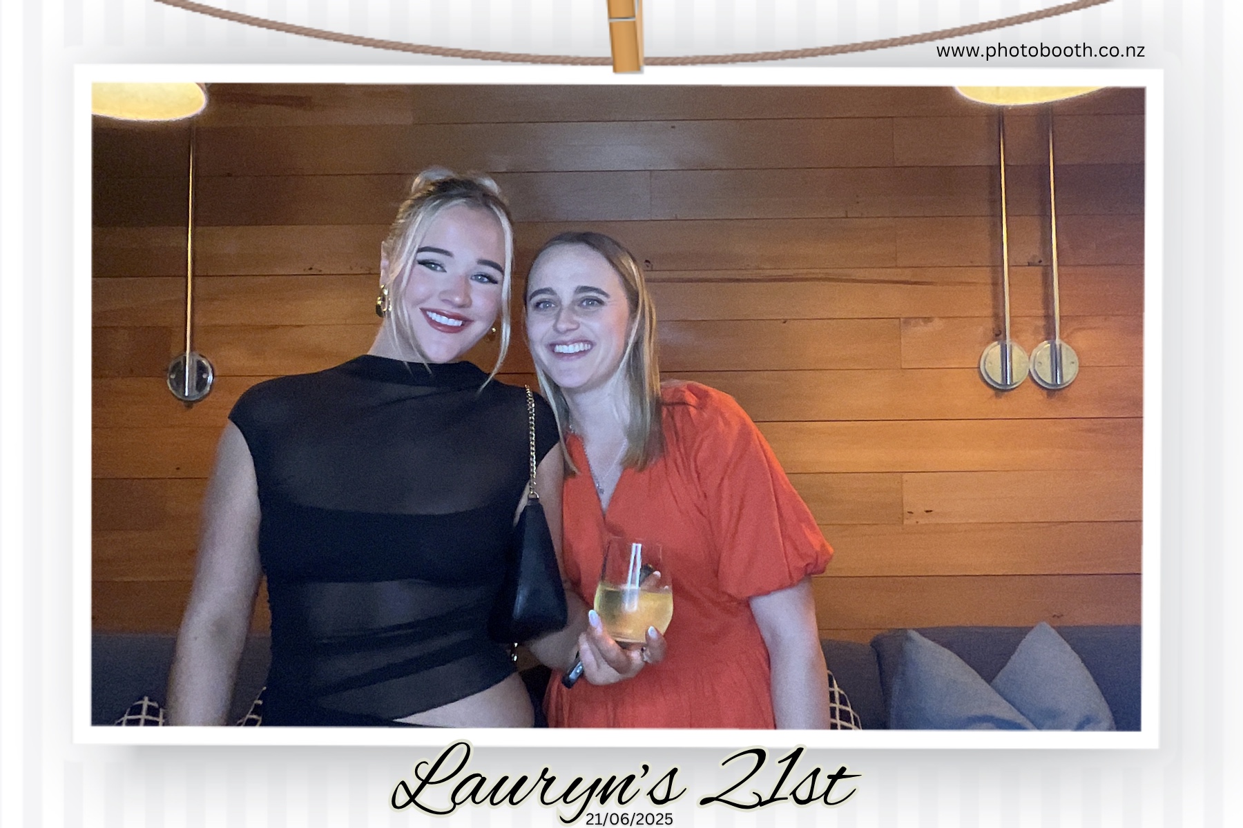 Lauryn's 21st | View more photos from the event at gallery.photobooth.co.nz/u/SelfieCentral/Lauryns-21st