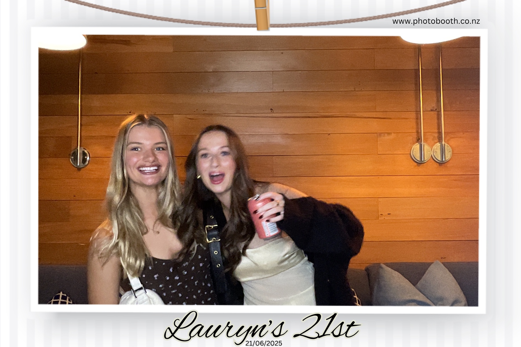 Lauryn's 21st | View more photos from the event at gallery.photobooth.co.nz/u/SelfieCentral/Lauryns-21st