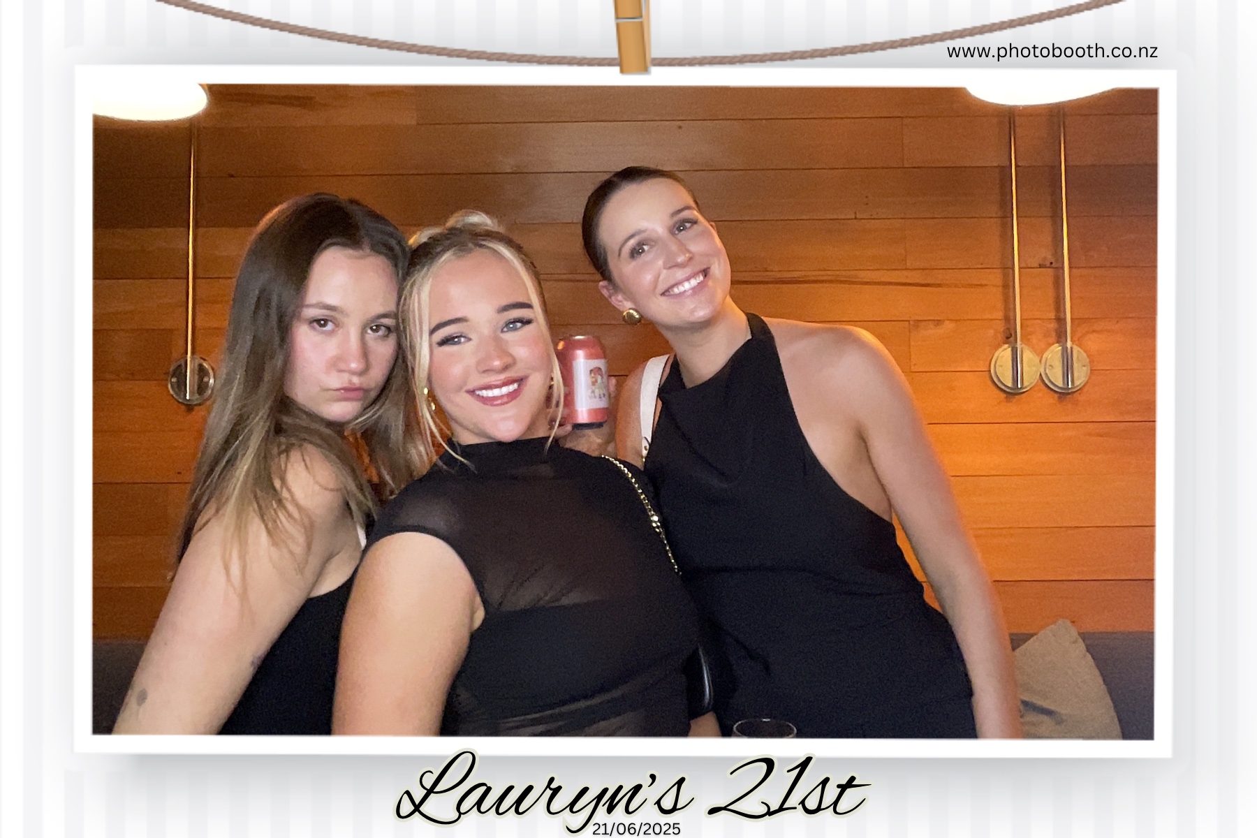 Lauryn's 21st | View more photos from the event at gallery.photobooth.co.nz/u/SelfieCentral/Lauryns-21st