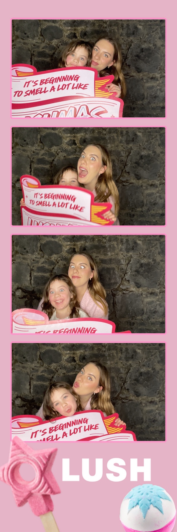 Lush Christmas PR Event | View more photos from the event at gallery.photobooth.co.nz/u/SelfieCentral/Lush-Christmas-PR-Event