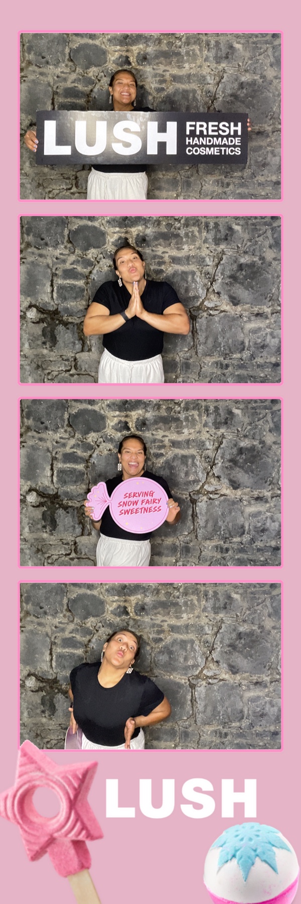 Lush Christmas PR Event | View more photos from the event at gallery.photobooth.co.nz/u/SelfieCentral/Lush-Christmas-PR-Event