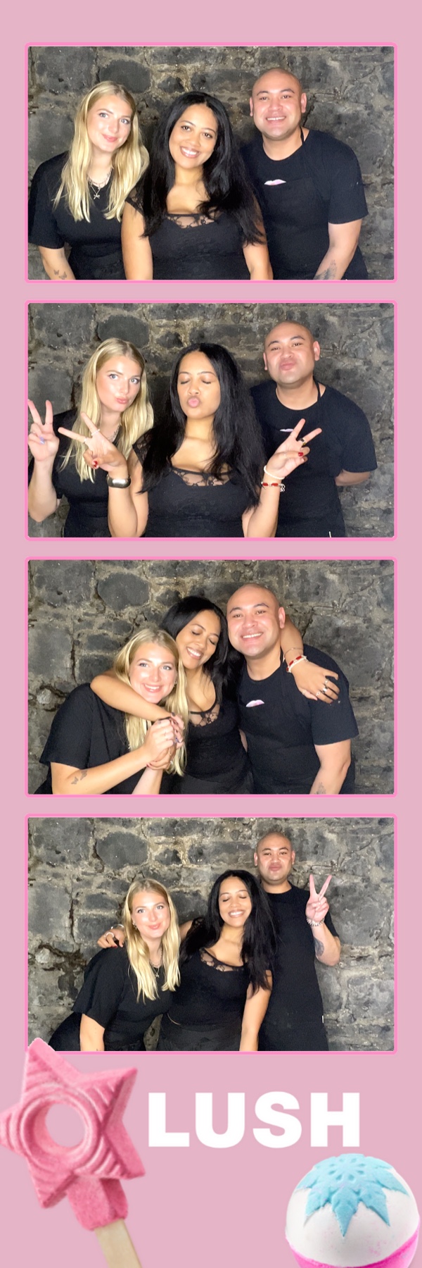 Lush Christmas PR Event | View more photos from the event at gallery.photobooth.co.nz/u/SelfieCentral/Lush-Christmas-PR-Event