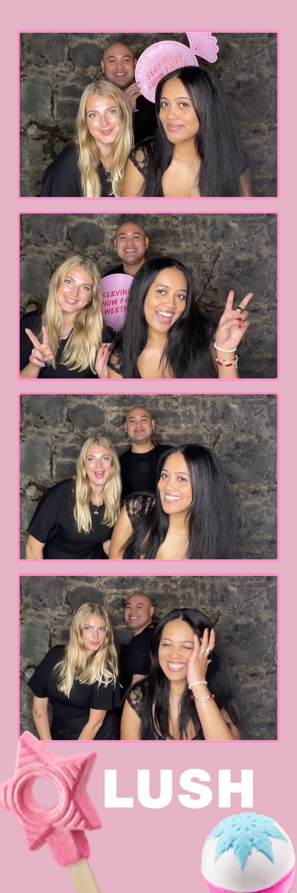 Lush Christmas PR Event | View more photos from the event at gallery.photobooth.co.nz/u/SelfieCentral/Lush-Christmas-PR-Event