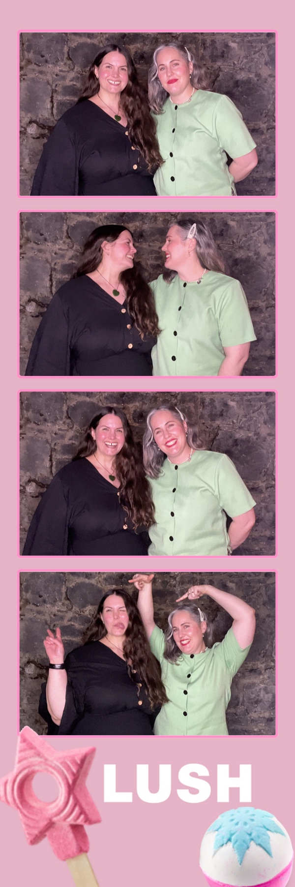 Lush Christmas PR Event | View more photos from the event at gallery.photobooth.co.nz/u/SelfieCentral/Lush-Christmas-PR-Event