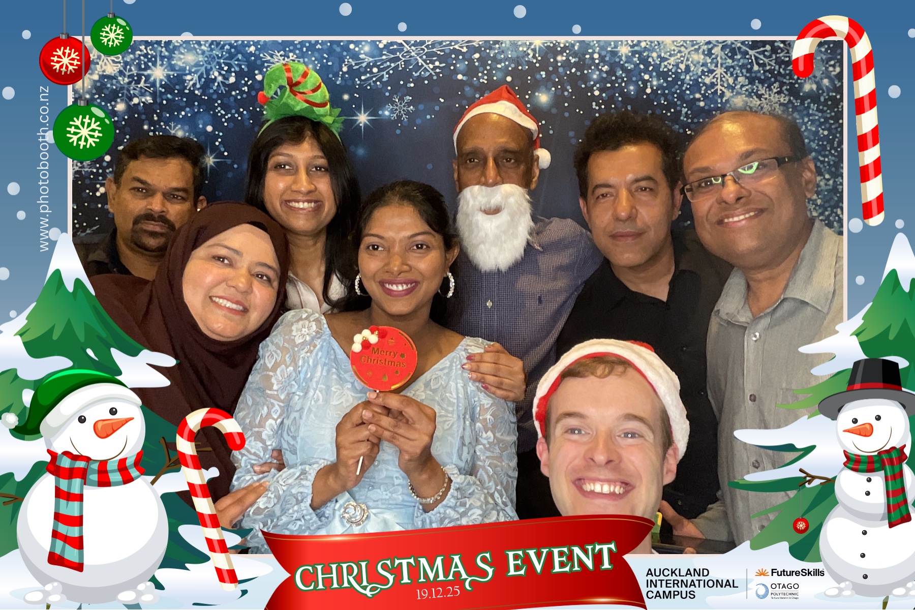 OPAIC Christmas Event | View more photos from the event at gallery.photobooth.co.nz/u/SelfieCentral/OPAIC-Christmas-Event