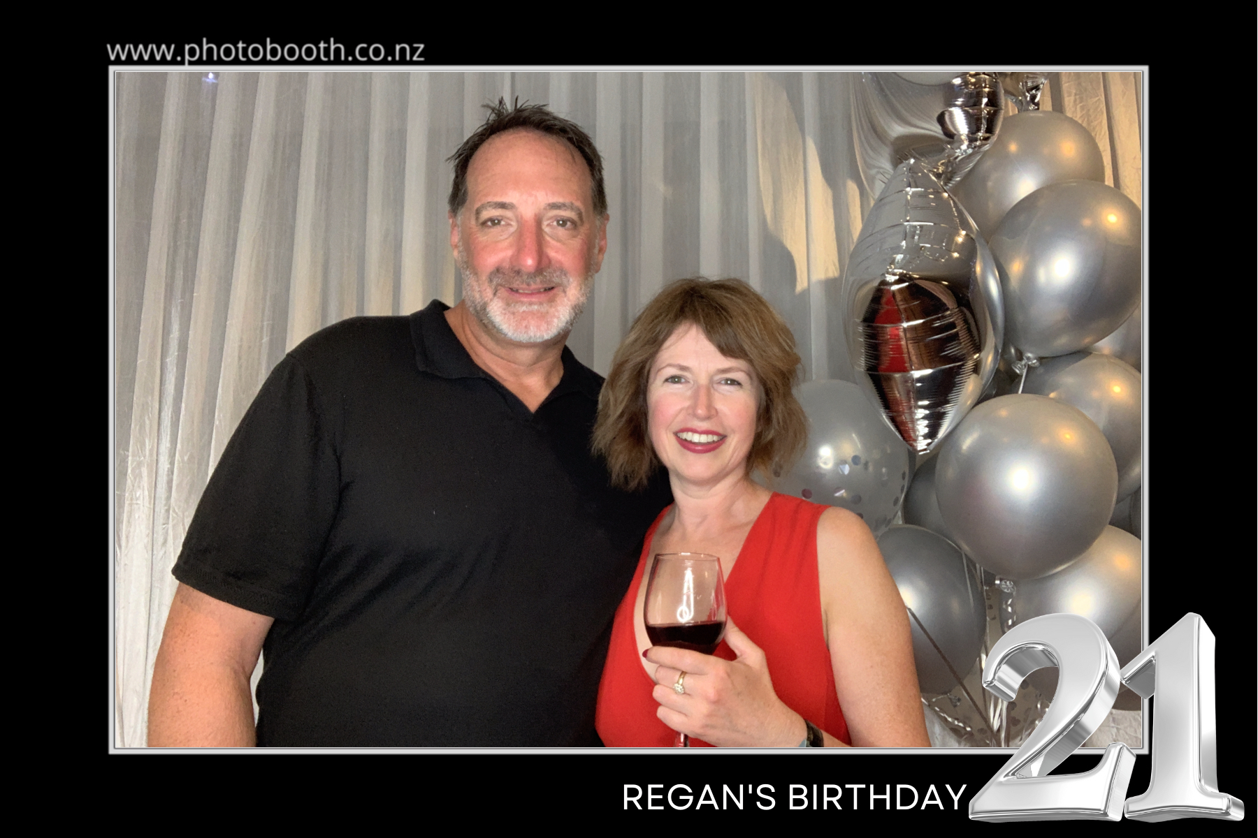 Regan's 21st | View more photos from the event at gallery.photobooth.co.nz/u/SelfieCentral/Regans-21st