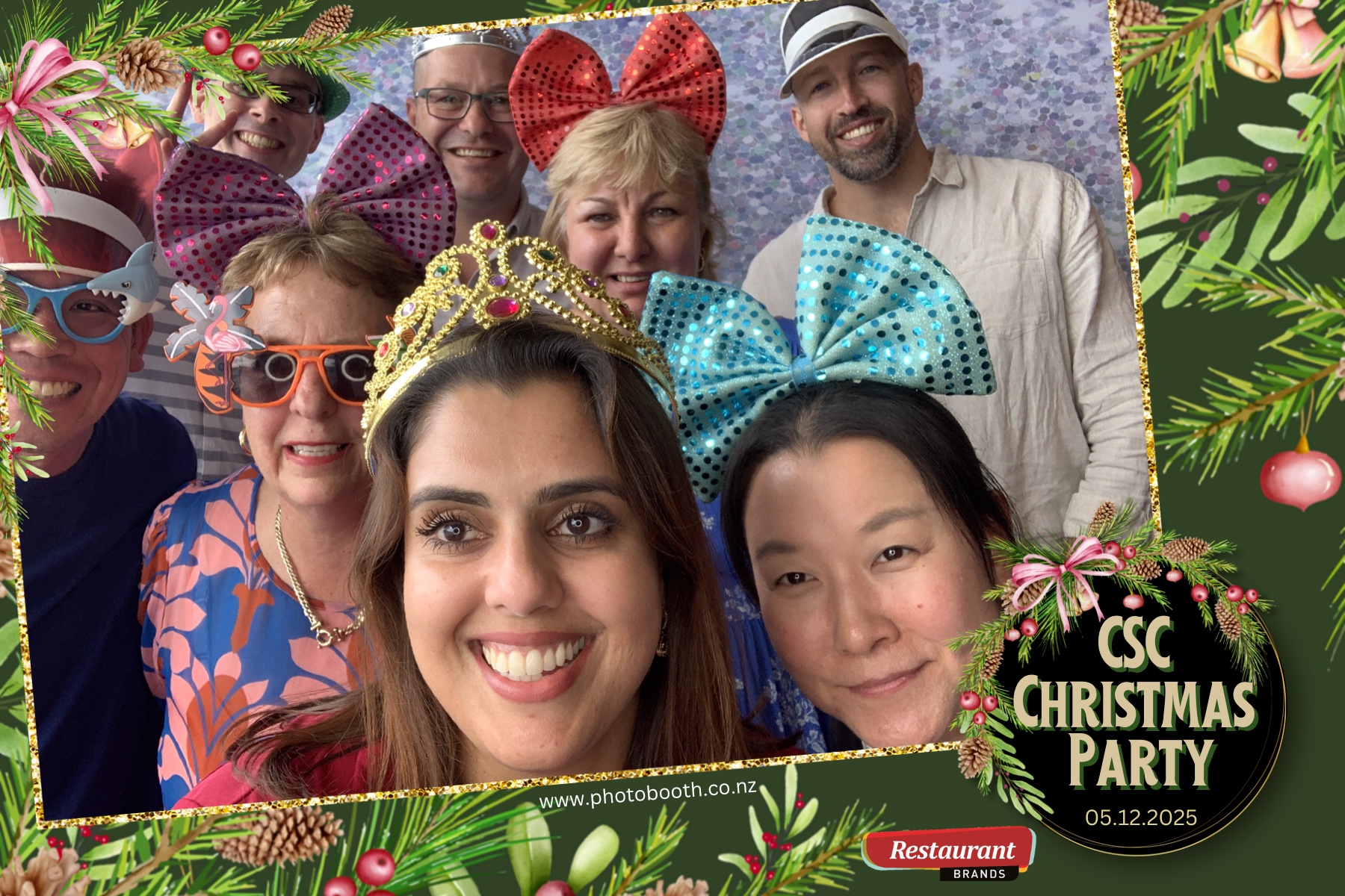 Restaurant Brands Christmas Party | View more photos from the event at gallery.photobooth.co.nz/u/SelfieCentral/Restaurant-Brands-Christmas-Party