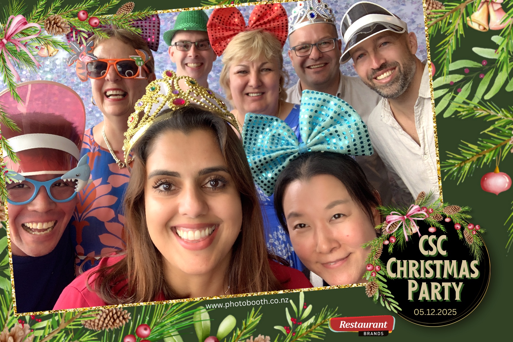 Restaurant Brands Christmas Party | View more photos from the event at gallery.photobooth.co.nz/u/SelfieCentral/Restaurant-Brands-Christmas-Party