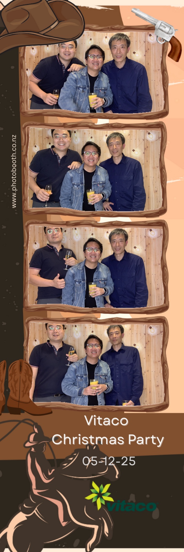 Vitaco Christmas Party | View more photos from the event at gallery.photobooth.co.nz/u/SelfieCentral/Vitaco-Christmas-Party-1