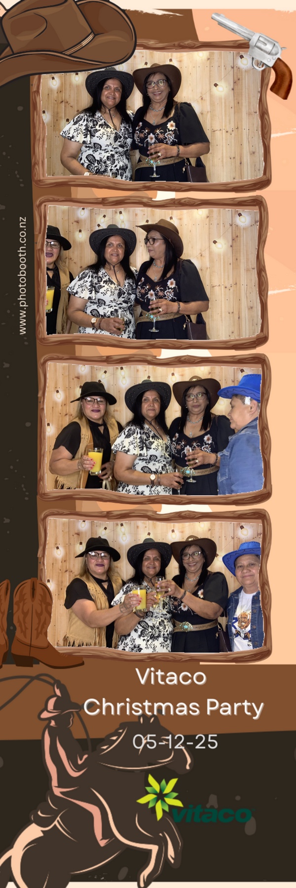 Vitaco Christmas Party | View more photos from the event at gallery.photobooth.co.nz/u/SelfieCentral/Vitaco-Christmas-Party-1