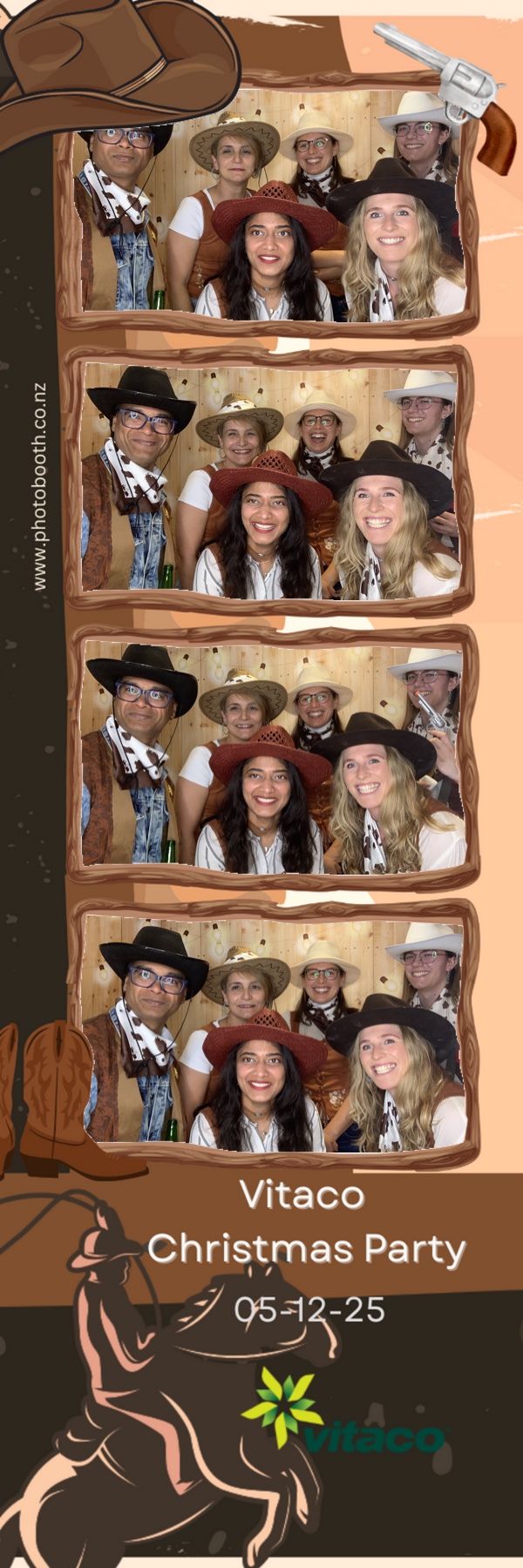 Vitaco Christmas Party | View more photos from the event at gallery.photobooth.co.nz/u/SelfieCentral/Vitaco-Christmas-Party-1