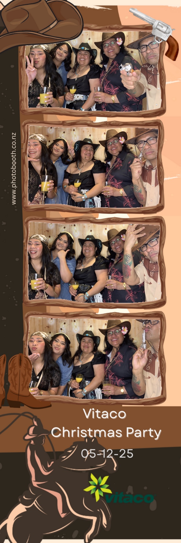 Vitaco Christmas Party | View more photos from the event at gallery.photobooth.co.nz/u/SelfieCentral/Vitaco-Christmas-Party-1