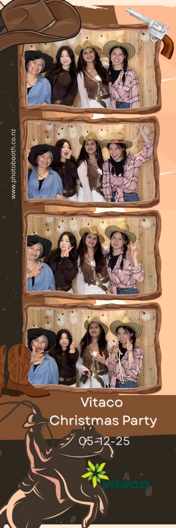 Vitaco Christmas Party | View more photos from the event at gallery.photobooth.co.nz/u/SelfieCentral/Vitaco-Christmas-Party-1