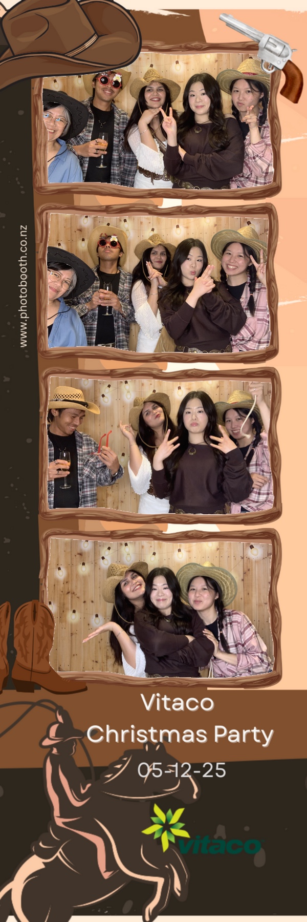 Vitaco Christmas Party | View more photos from the event at gallery.photobooth.co.nz/u/SelfieCentral/Vitaco-Christmas-Party-1