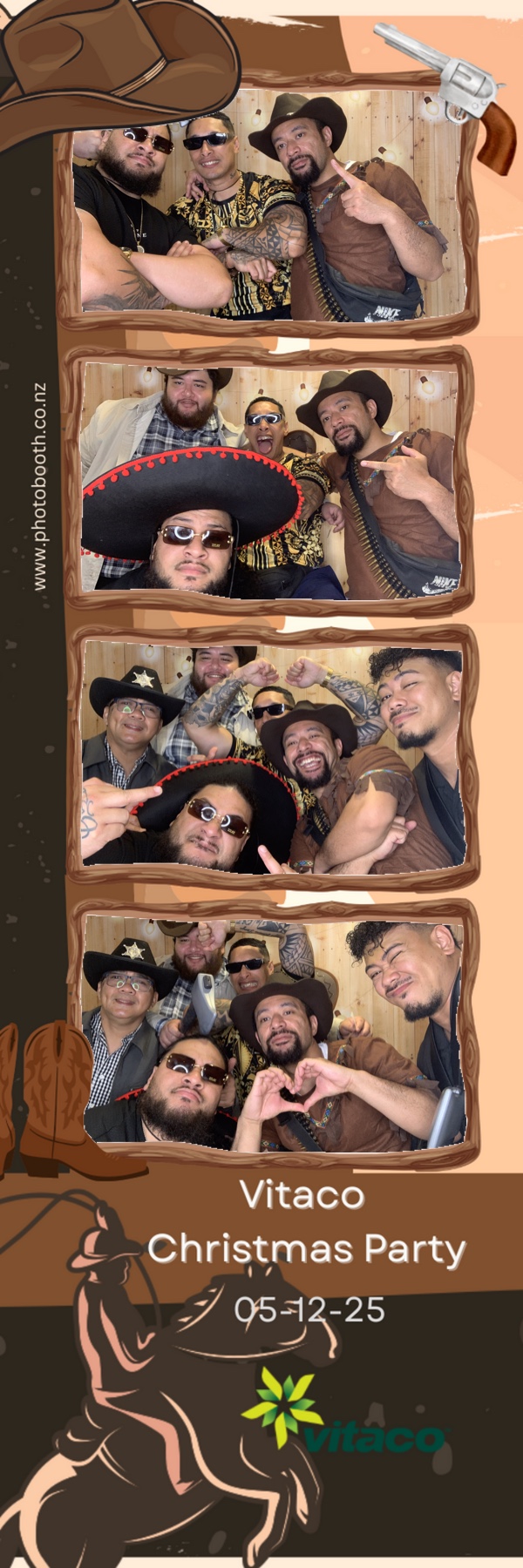 Vitaco Christmas Party | View more photos from the event at gallery.photobooth.co.nz/u/SelfieCentral/Vitaco-Christmas-Party-1