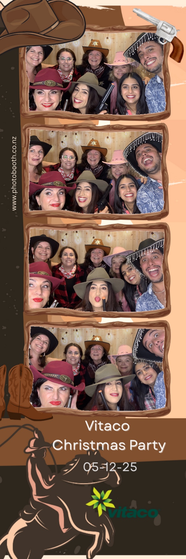 Vitaco Christmas Party | View more photos from the event at gallery.photobooth.co.nz/u/SelfieCentral/Vitaco-Christmas-Party-1