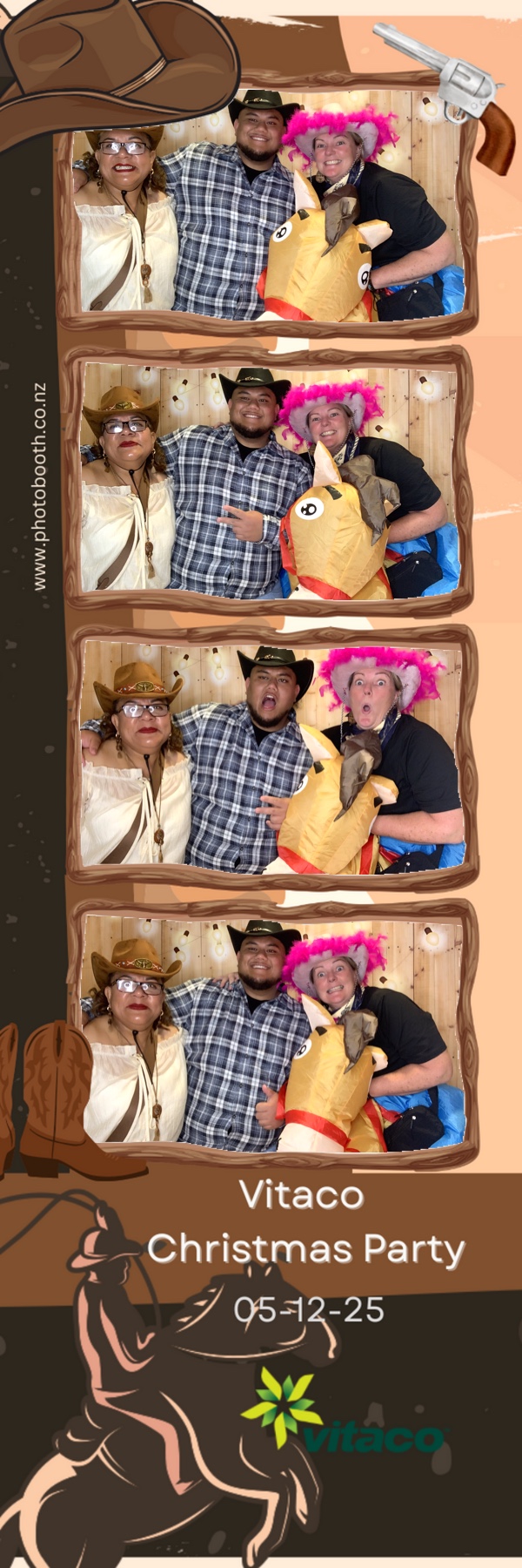 Vitaco Christmas Party | View more photos from the event at gallery.photobooth.co.nz/u/SelfieCentral/Vitaco-Christmas-Party-1