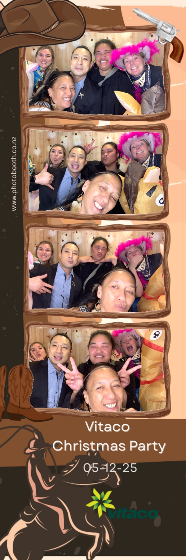 Vitaco Christmas Party | View more photos from the event at gallery.photobooth.co.nz/u/SelfieCentral/Vitaco-Christmas-Party-1