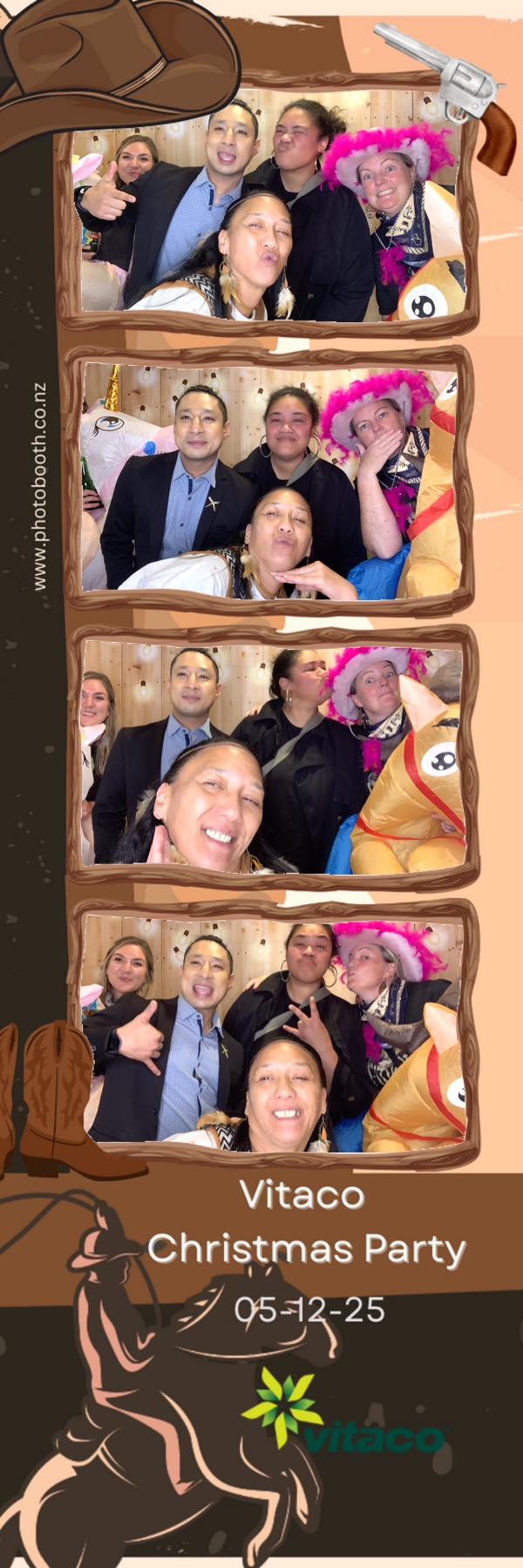 Vitaco Christmas Party | View more photos from the event at gallery.photobooth.co.nz/u/SelfieCentral/Vitaco-Christmas-Party-1