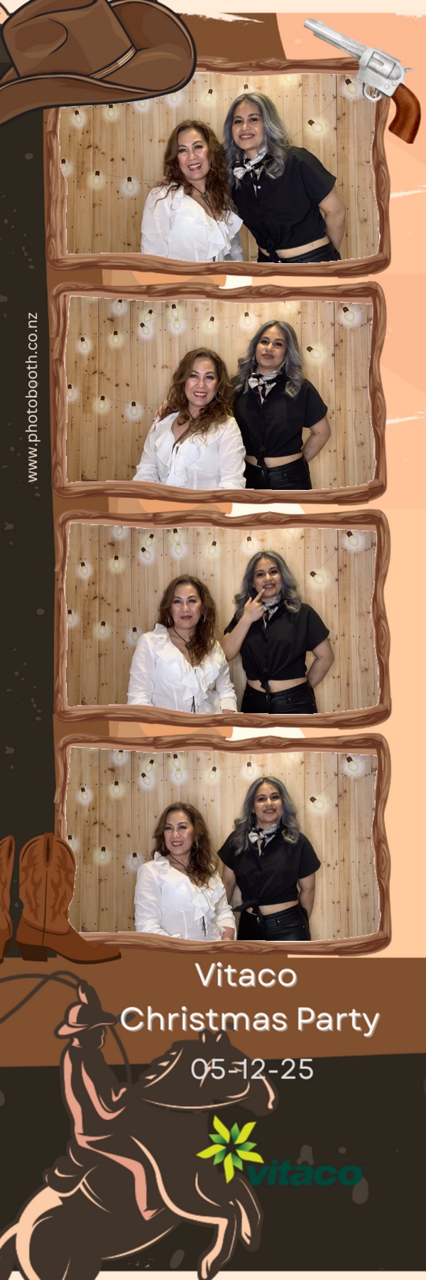 Vitaco Christmas Party | View more photos from the event at gallery.photobooth.co.nz/u/SelfieCentral/Vitaco-Christmas-Party-1